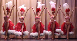 Moullin Rouge showgirls